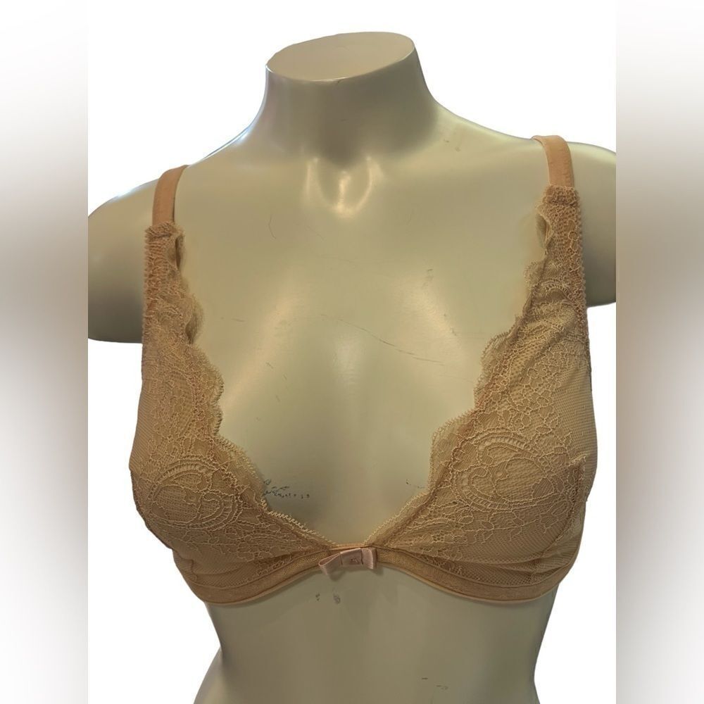 ADDICTION Nouvelle Lace Nude Bra Sz 32D